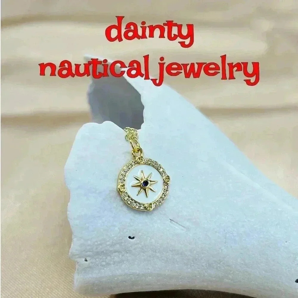 Gold compass necklace, dainty minimalist jewelry - Picture 7 of 10